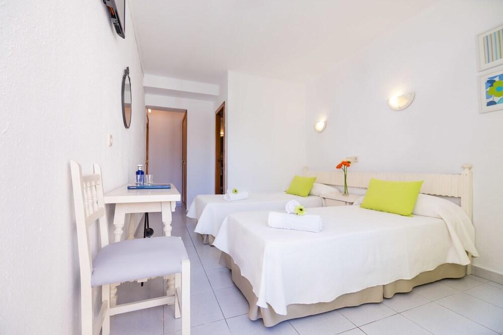Hotel Garau *
