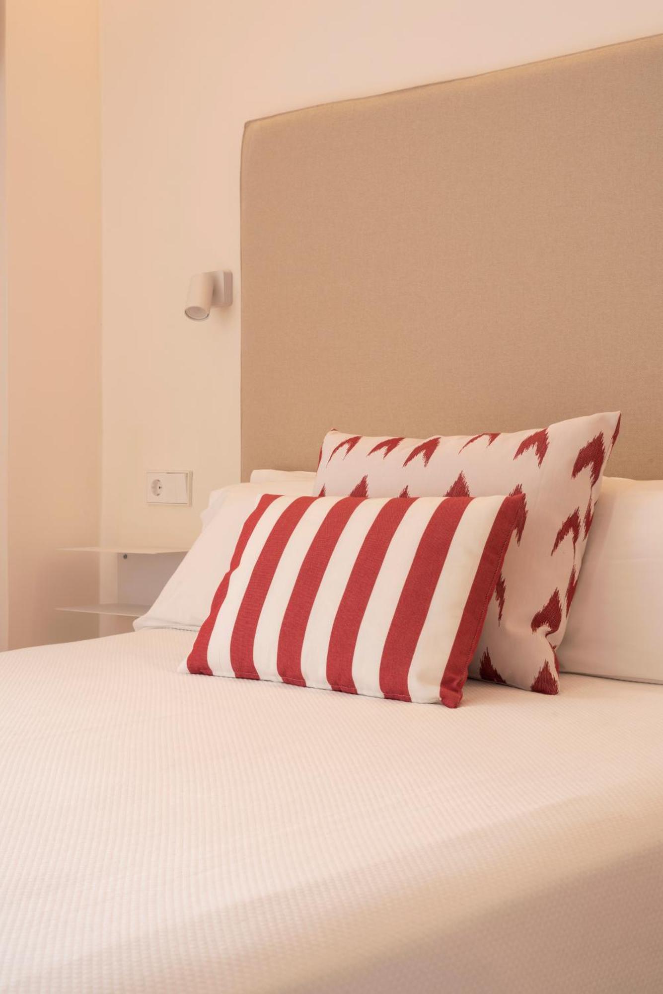 Garau Hotel *
